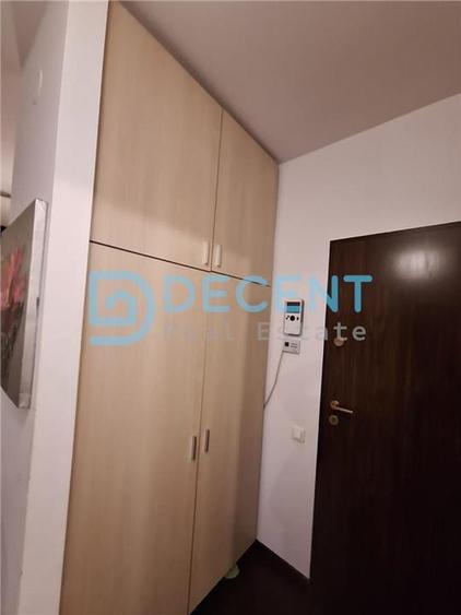 Apartament cu 2 camere semidecomandat, mobilat în Răcădău