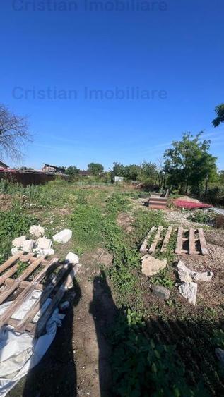 Teren intravilan de 876 mp, în Valea Cânepii