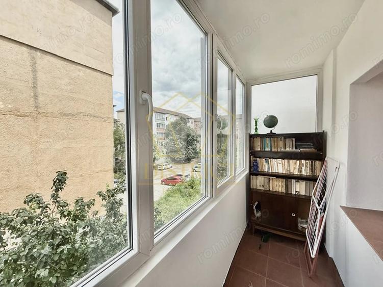 Apartament cu 2 camere decomandat în Girocului