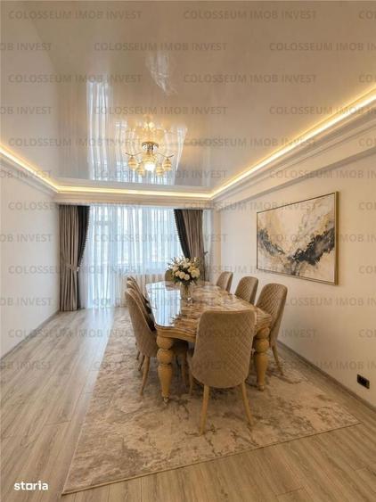 Apartament cu 3 camere decomandat în Tractorul