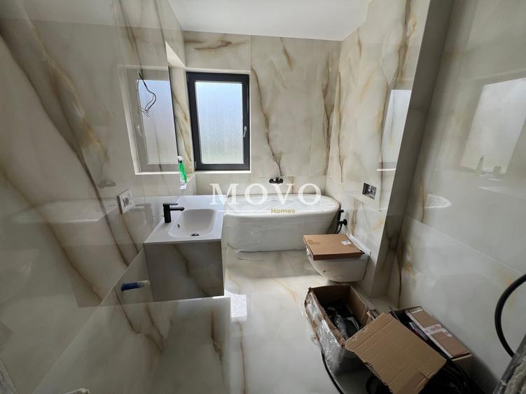 Casă individuală cu 4 camere cu Canalizare în Giroc
