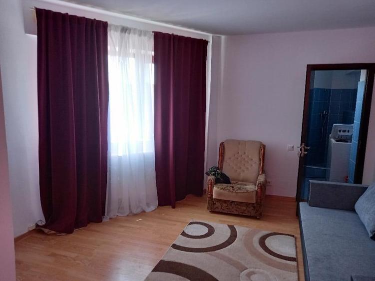 Apartament cu 2 camere decomandat în Berceni