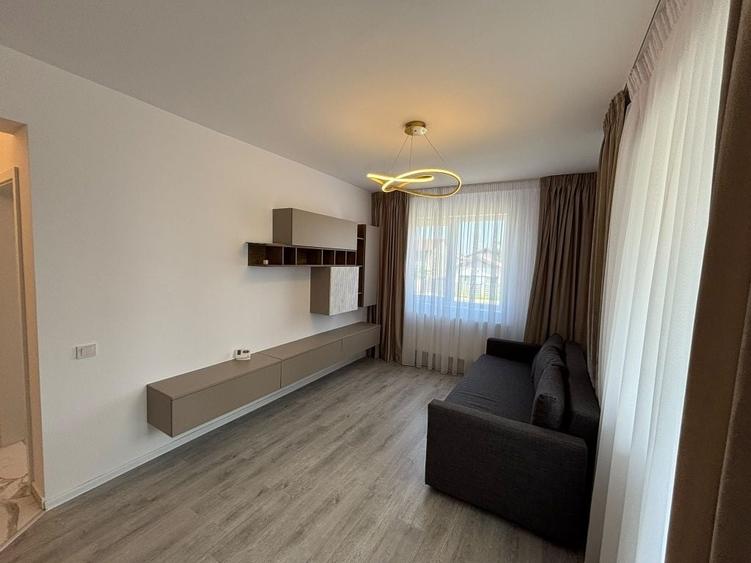 Apartament cu 2 camere decomandat în Roșu