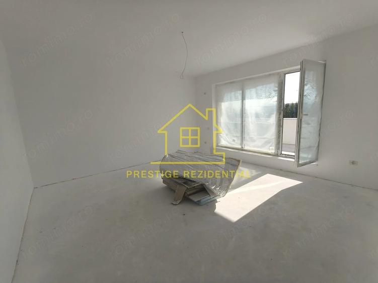 Apartament cu 3 camere decomandat în Theodor Pallady