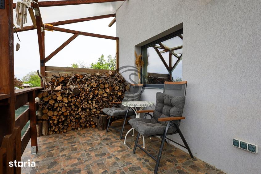 Casă cu 3 camere cu Teren 1500 Mp în Bucov