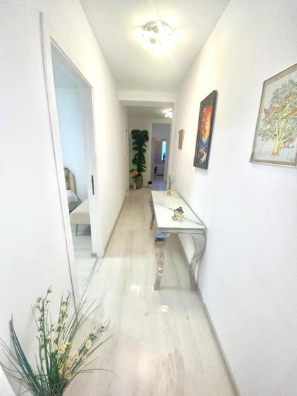 Apartament cu 2 camere decomandat, mobilat în Bucium