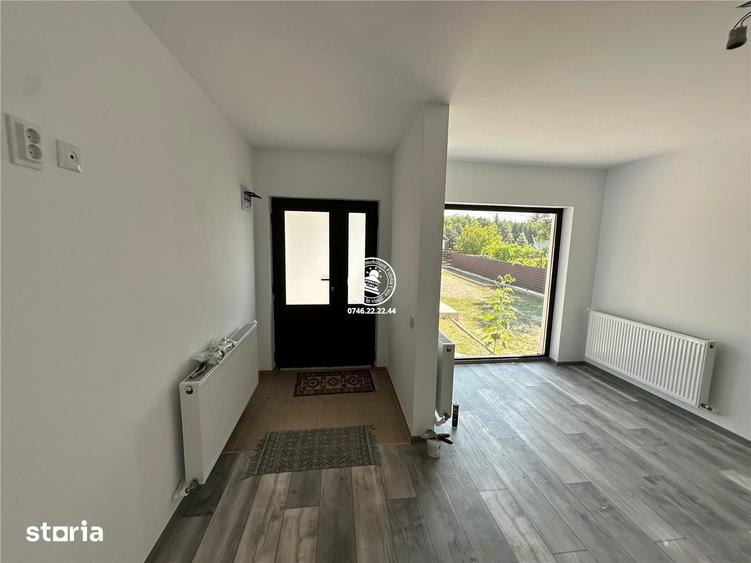 Casă cu 3 camere cu Teren 620 Mp în Grajduri