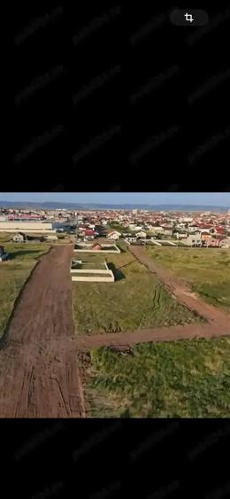 Teren de 300 mp, în Central
