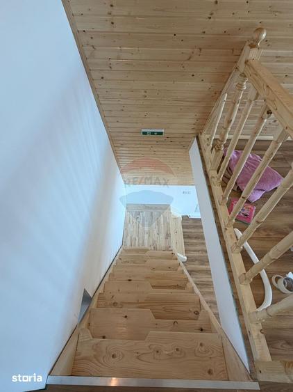 De vanzare Cabana A-Frame cu 1850 mp teren in zona Pucioasa, DB - 13