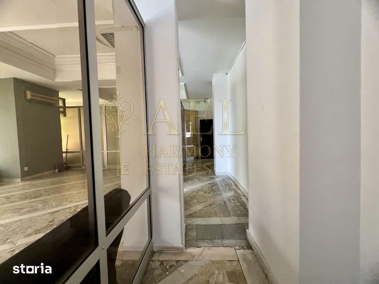 Spațiu comercial, de 211 mp, în Centrul Civic