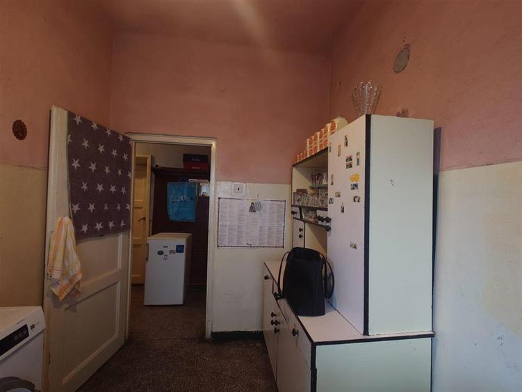 Apartament cu 2 camere nedecomandat în Central
