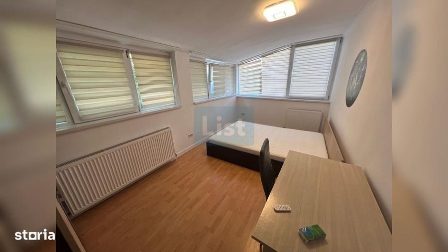 Apartament cu 4 camere semidecomandat în Mărăști