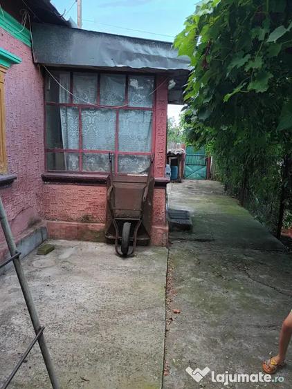 Casă cu 4 camere în Cetatea
