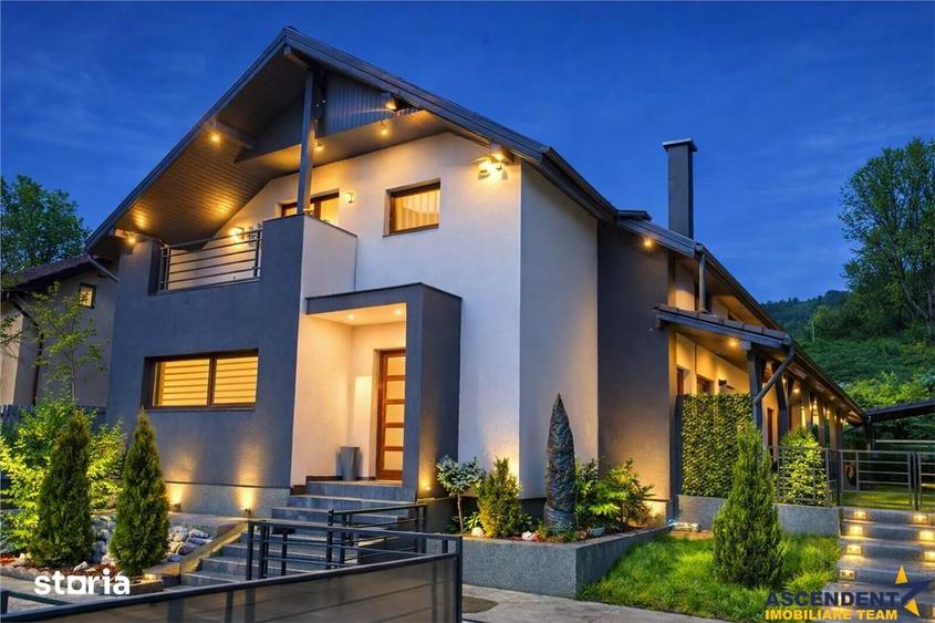 Casă cu 4 camere cu Teren 1620 Mp în Livezeni