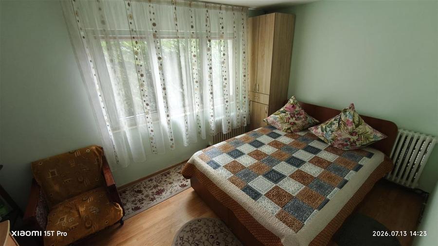 Apartament cu 2 camere semidecomandat în Podu Roș