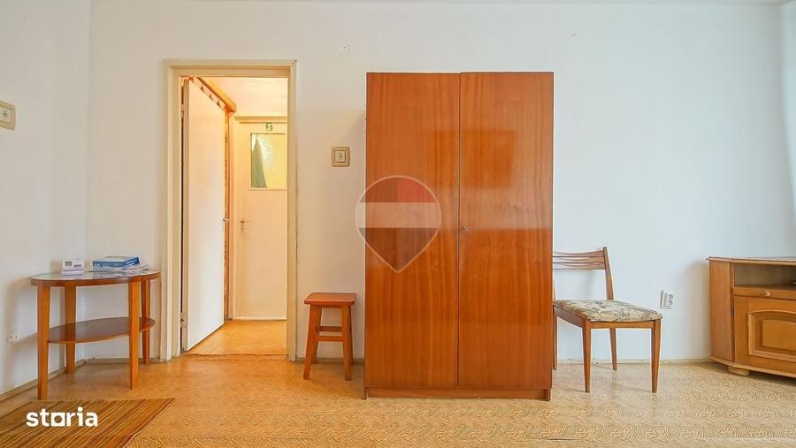 Apartament cu 2 camere semidecomandat în Est