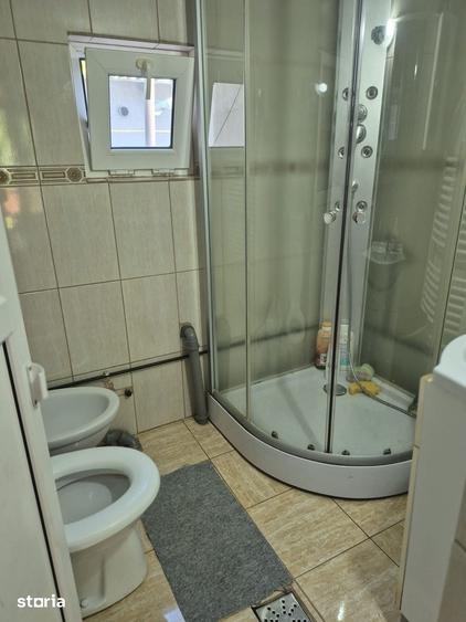 Casă cu 3 camere cu Teren 1132 Mp în Tomești