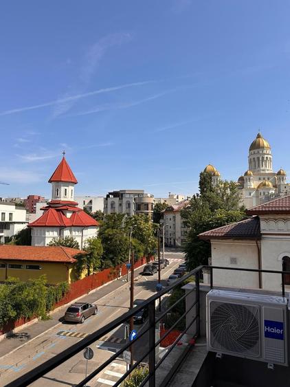 Casă individuală cu 6 camere cu Piscina în Unirii