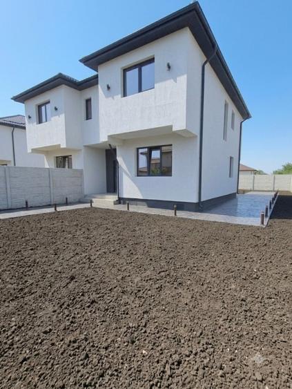 Duplex cu 4 camere cu Canalizare în Alexandriei