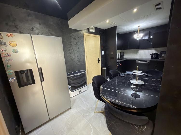 Apartament cu 2 camere decomandat în Văcăresti