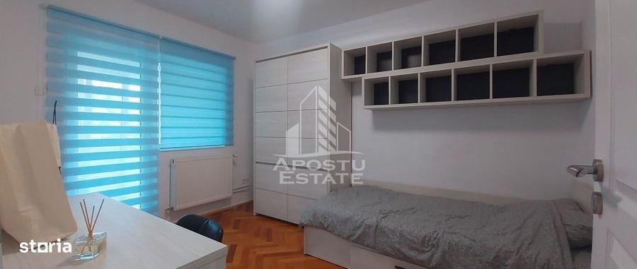 Apartament cu 3 camere decomandat în Micălaca