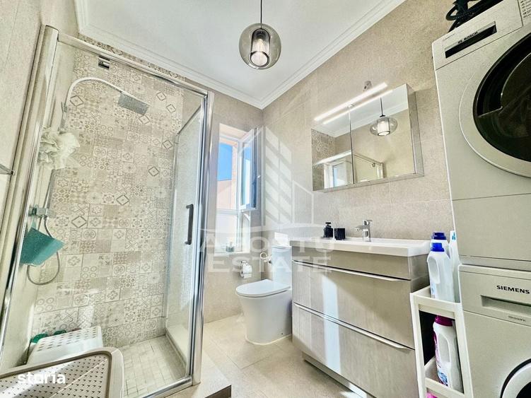 Apartament cu 3 camere decomandat în Central