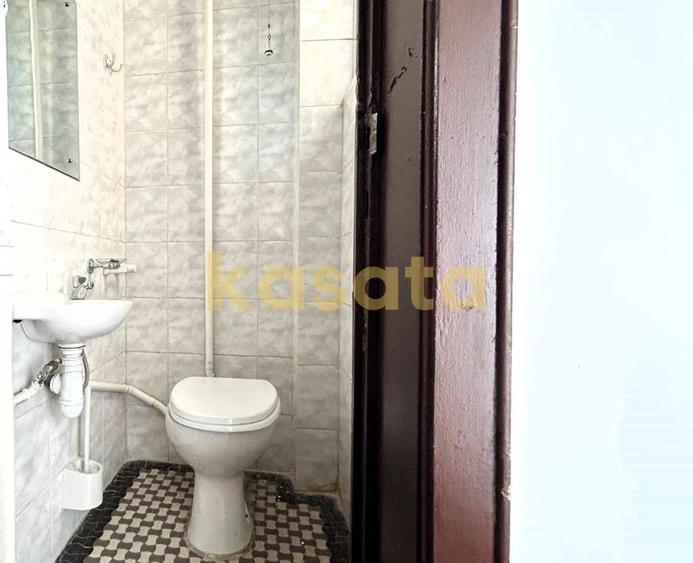 Apartament cu 4 camere circular în Banu Manta