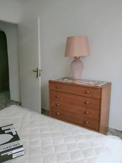 Apartament cu 3 camere decomandat în Sălăjan