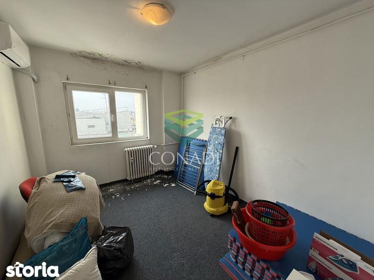 Apartament cu 4 camere decomandat în Eminescu