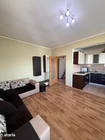 De inchiriat Apartament 2 camere cu scara interioara, zona Stadion. - 1