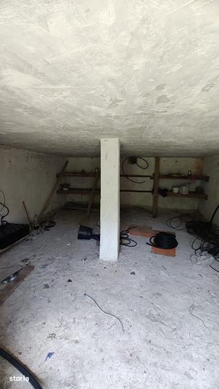 Casă cu 3 camere în Zăvoi