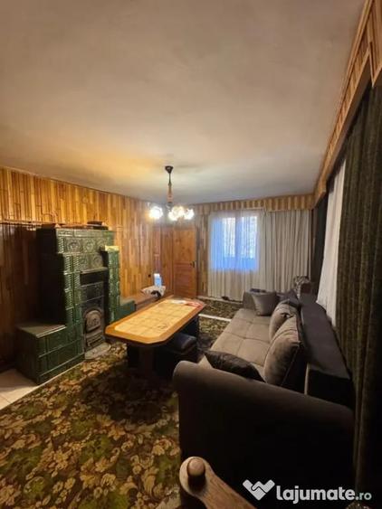 Casă cu 4 camere cu Teren 1000 Mp în Firiza
