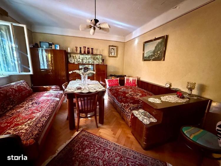 Casă cu 4 camere în 7 Noiembrie