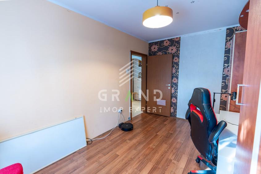 Apartament cu 3 camere semidecomandat, mobilat în Mănăștur