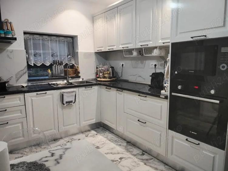 Casă cu Teren 850 Mp în Central