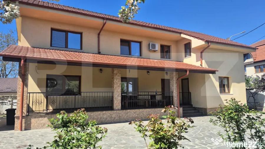 Casă cu 4 camere cu Teren 525 Mp în Central