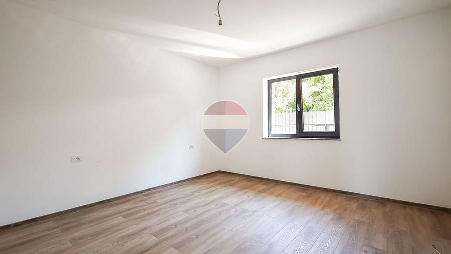 Casă individuală cu 3 camere cu Teren 426 Mp în Tărlungeni