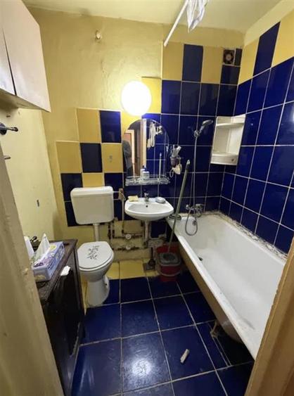 Apartament cu 3 camere semidecomandat, mobilat în Giurgiului