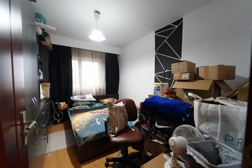 Apartament cu 4 camere decomandat, mobilat în Mărăști