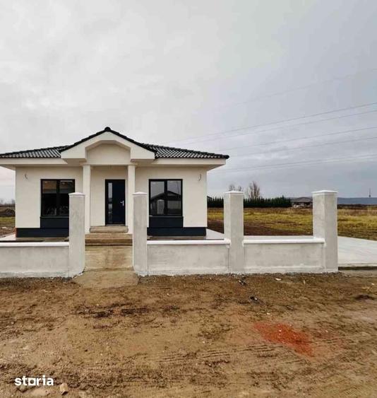 Casă cu 4 camere cu Teren 403 Mp în Oșorhei