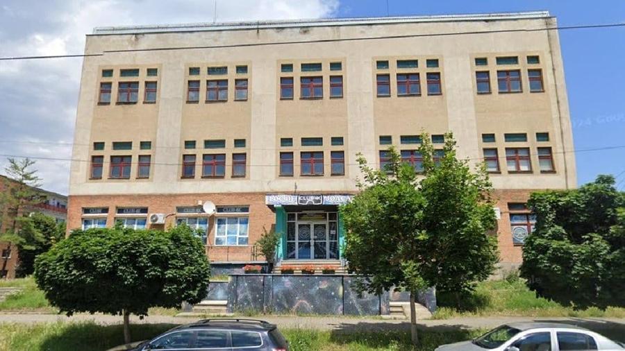 Spațiu comercial, de 423 mp, în Micălaca