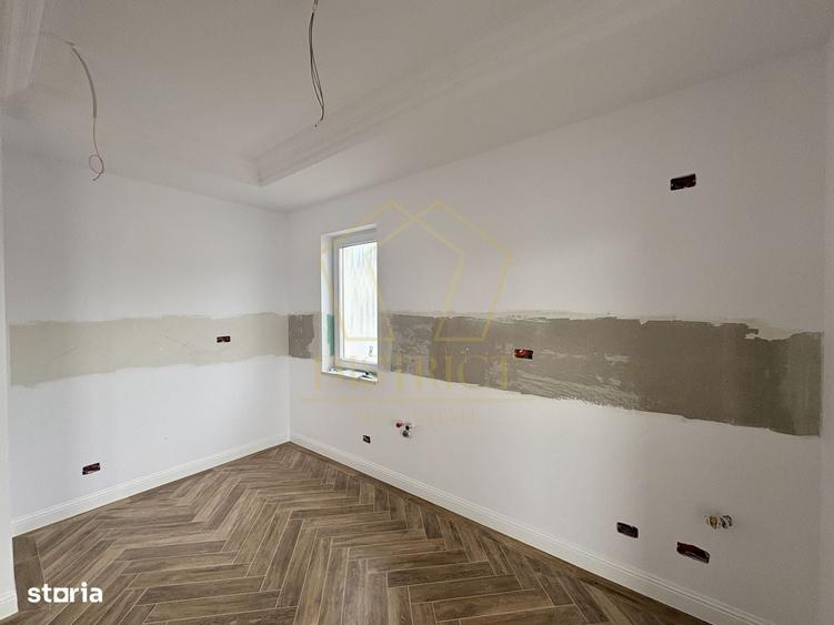 Casă cu 4 camere în Urseni
