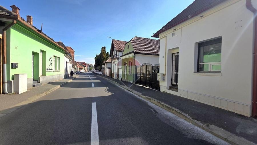 Spațiu comercial, de 23 mp, în Brașovul Vechi