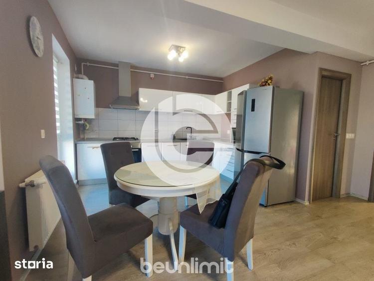 Apartament cu 3 camere decomandat în Turnișor