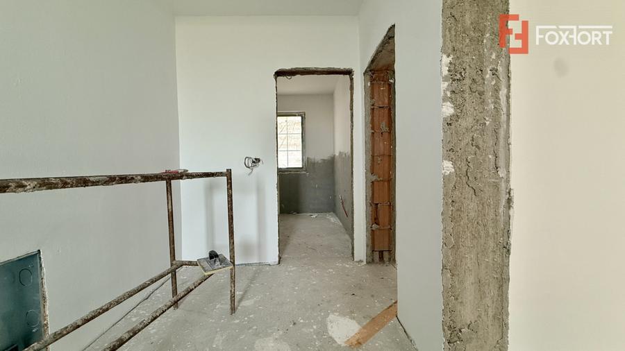 Duplex cu 3 camere cu Canalizare în Moșnița Nouă