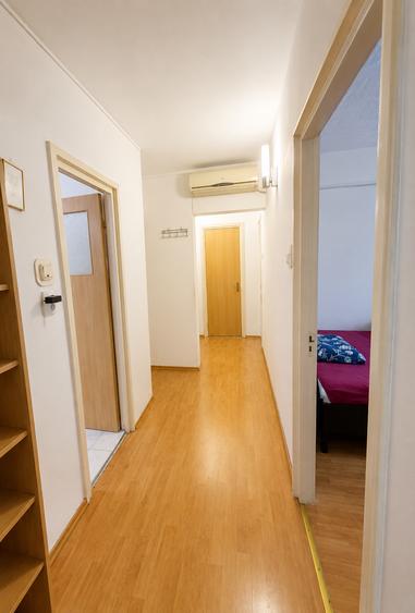 Apartament cu 2 camere decomandat în Titan