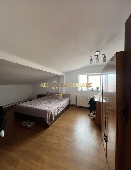 Apartament cu 4 camere decomandat, mobilat în Unirii — fotografia 3