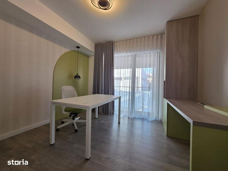 Apartament cu 4 camere în Central