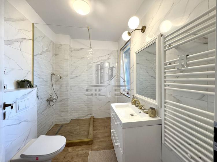 Apartament cu 2 camere semidecomandat, mobilat în Florești