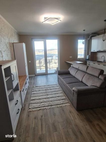 Apartament cu 3 camere în Mărăști